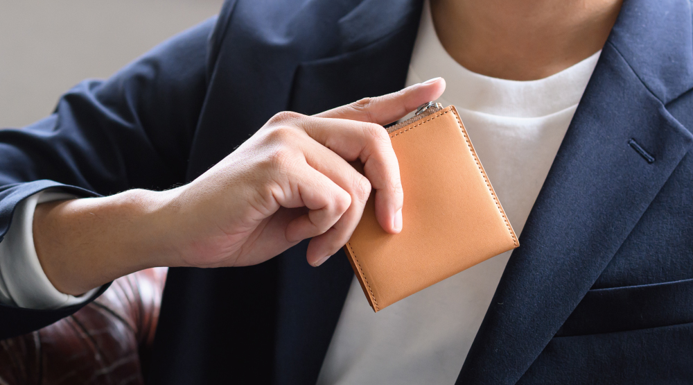 コンパクト財布,二つ折り財布,本革、栃木レザー,薄型財布,薄い,日本製