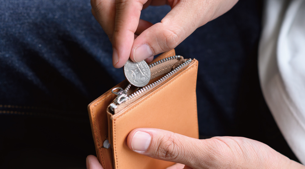 コンパクト財布,二つ折り財布,本革、栃木レザー,薄型財布,薄い,日本製