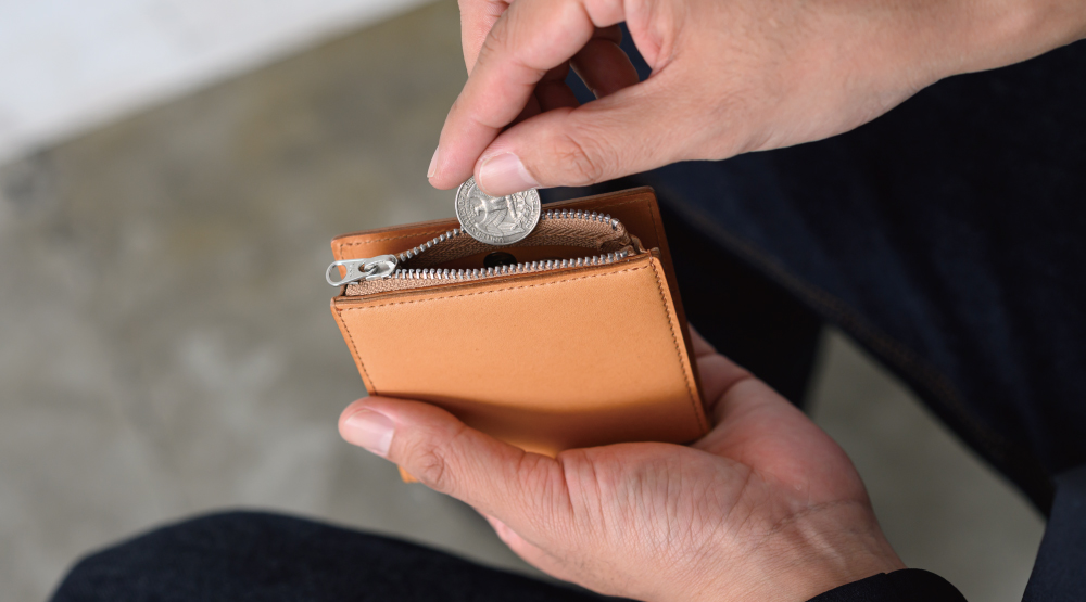 コンパクト財布,二つ折り財布,本革、栃木レザー,薄型財布,薄い,日本製